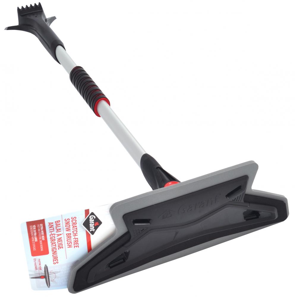 Snow brush, 29&#34;, pivoting Eva head, Garant, display of 24